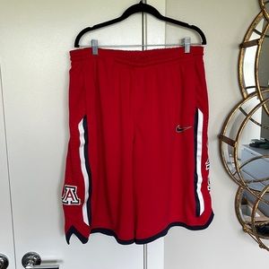 U of A Wildcats Men’s Basketball Shorts Nike Dri-Fit XXL University Of Arizona